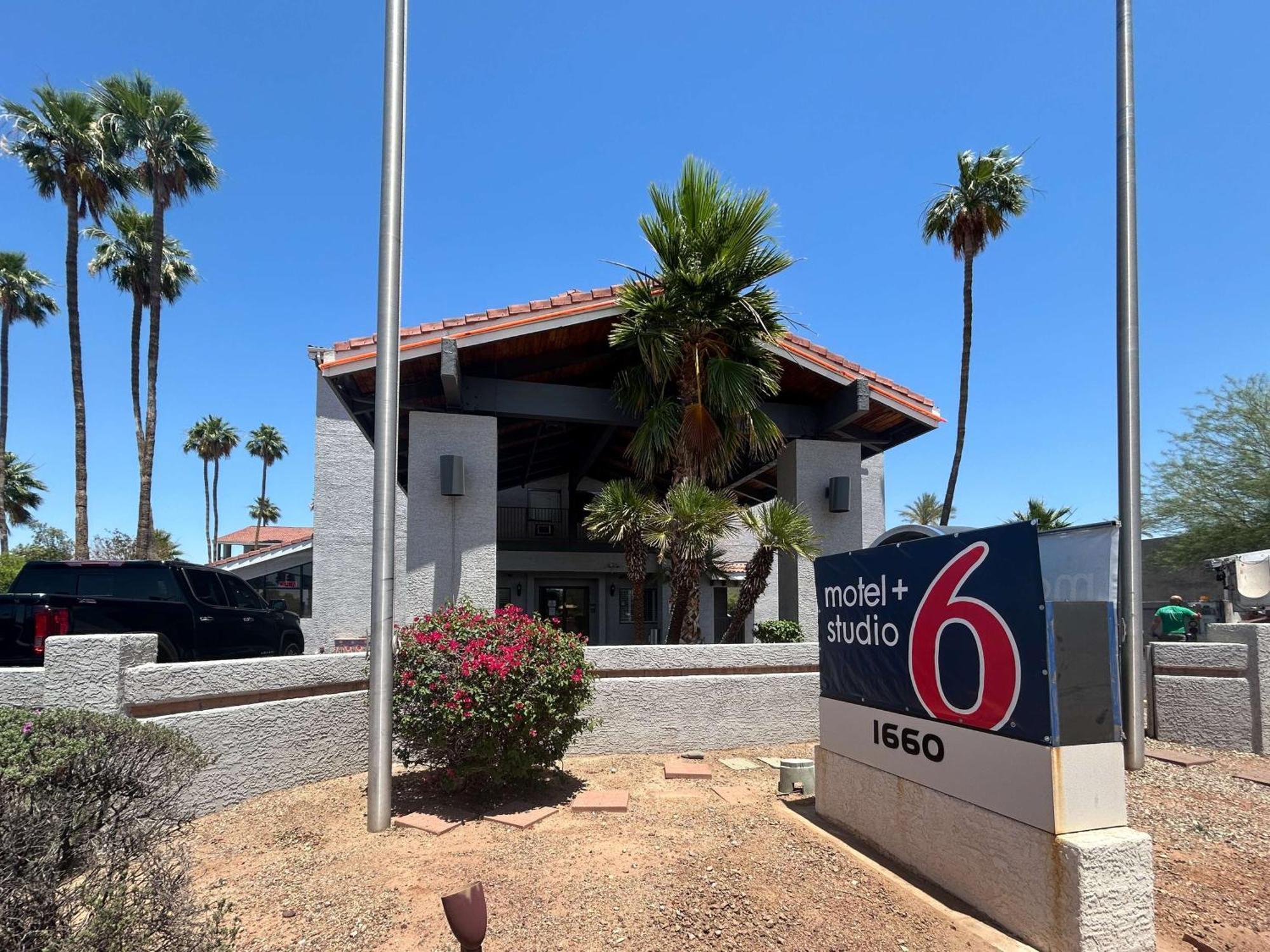Motel 6 Tempe, Az Elliot Road Eksteriør billede